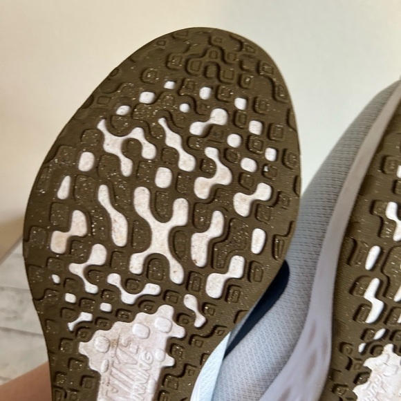 Nike Revolution 6 NN 4E Low Top Men Gray Blue Black Sneakers Mesh Size 10 - Picture 8 of 10